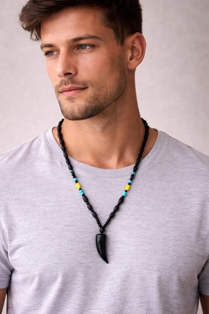 Otantik Siyah Boncuklu Unisex Kolye – El Yapımı Tribal Stil, Günlük ve Bohem Kombinlere Uygun