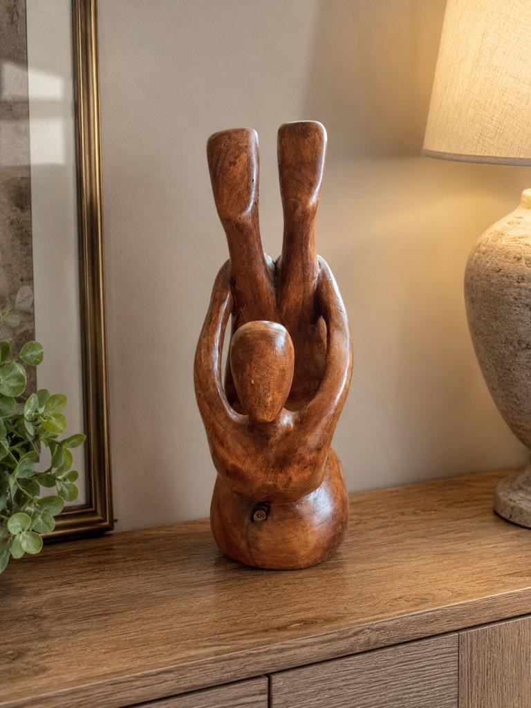 Şaraplık Ahşap Dekoratif Şişe Standı El Yapımı İnsan Figürlü 31,5 x 20 cm