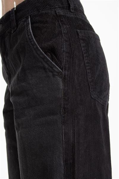 Antrasit Arkası Kadife Loose Fit Jean