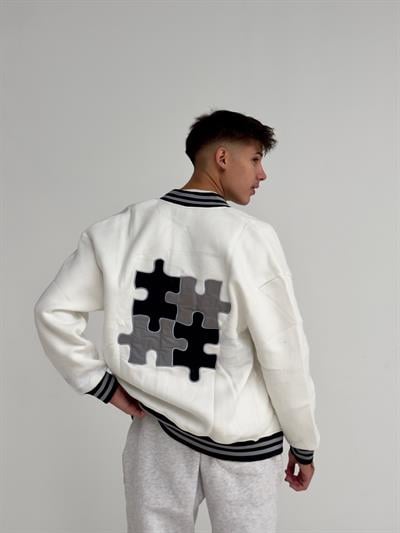 Beyaz Nakış Detaylı Unisex Kolej Ceketi