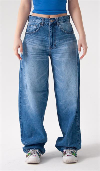 Mavi Kemer Toka Detay Barrel Jean