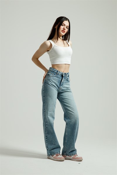 Mavi Yıkamalı Straight Jean