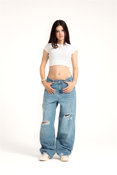 Mavi Yırtıklı Loose Fit Jean
