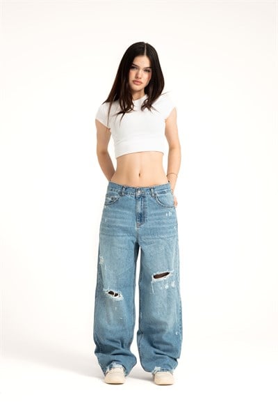 Mavi Yırtıklı Loose Fit Jean