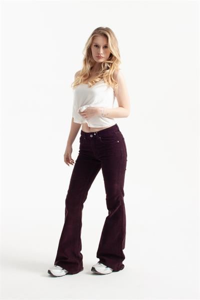 Mor İnce Fitilli Kadife Kumaş Flare Jean