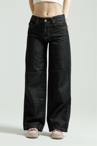 Raw Boyfriend Jean