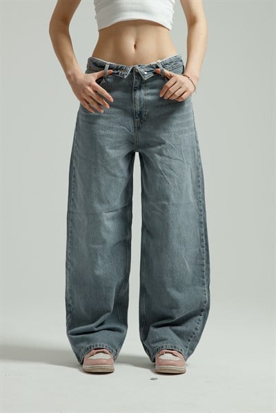 Soluk Mavi Ters Kemer Straight Jean