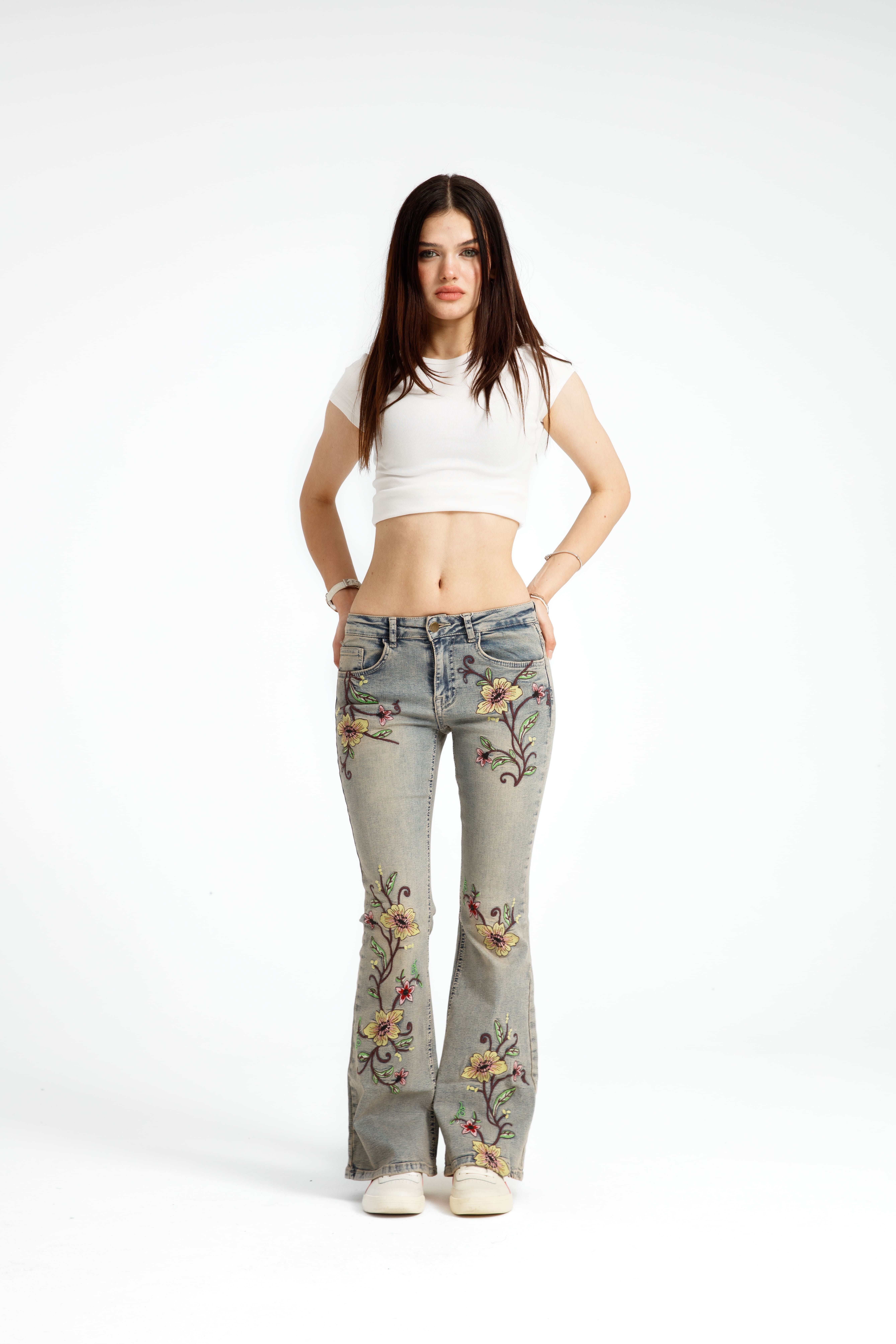 Çiçek Desenli Flare Jean