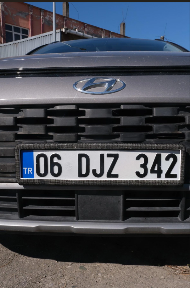 Siyah Plakalık Çifti