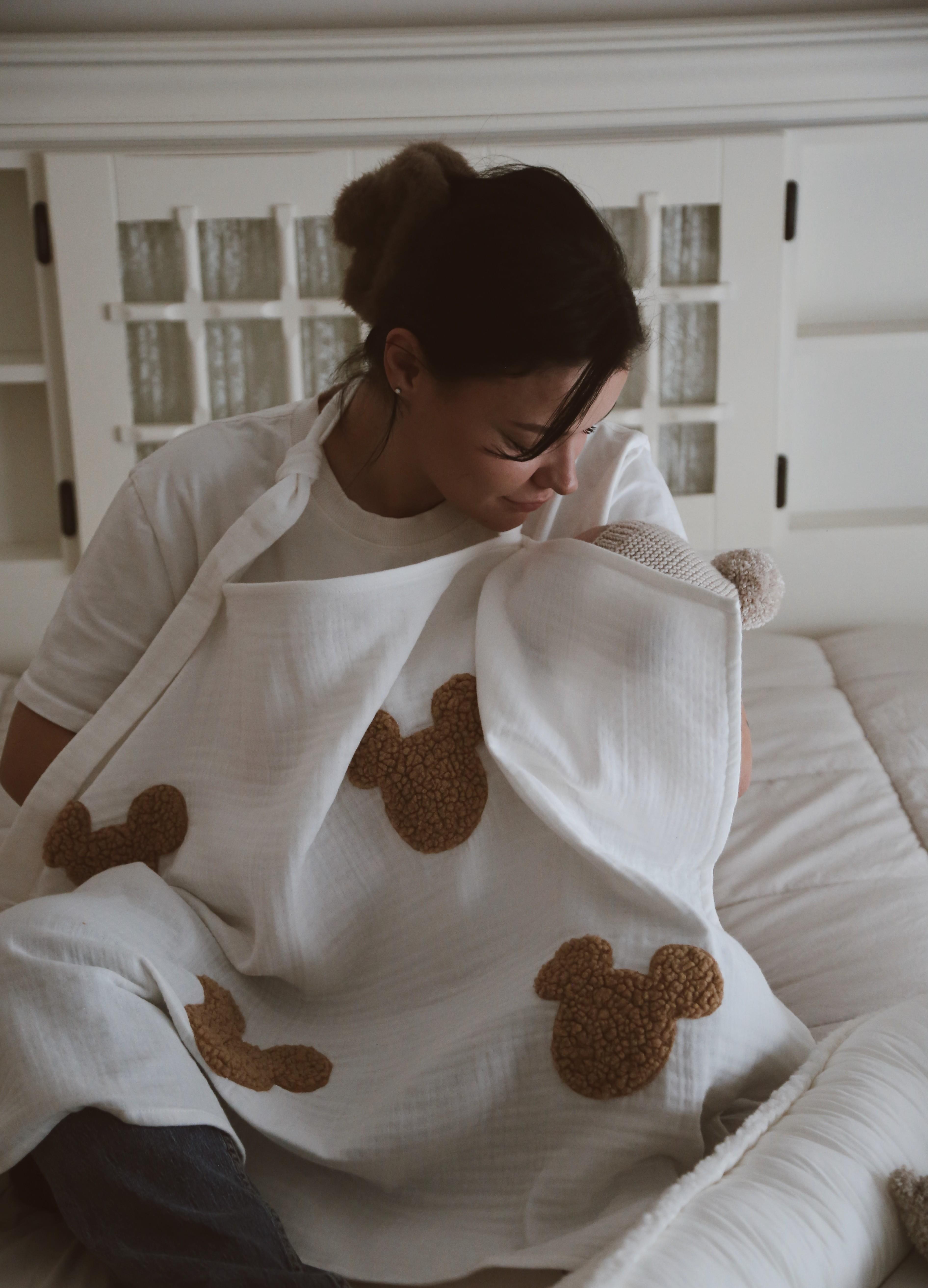 DERY BABY 4 KAT MÜSLİN TEDDY SOURİS EMZİRME ÖNLÜĞÜ