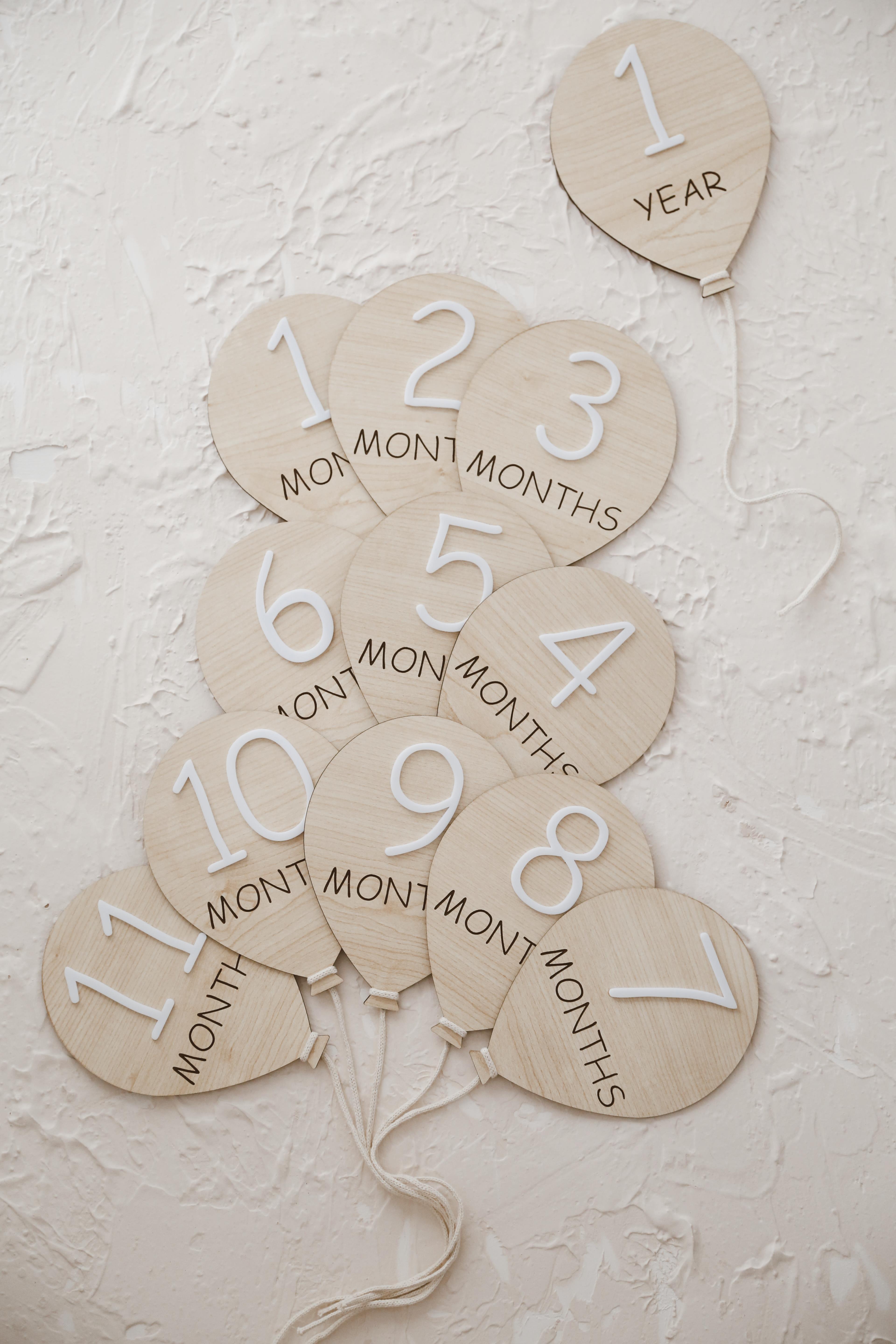 AHŞAP BALON BEBEK ANI KARTLARI 1MOUNTH-1YEAR