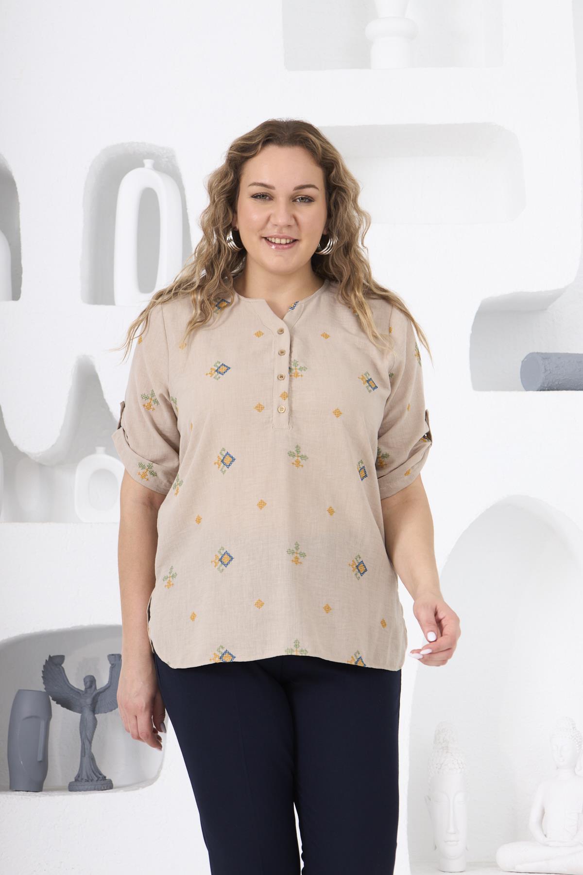 Rmg Etnik Nakış Detaylı Yırtmaçlı Büyük Beden Vizon Bluz