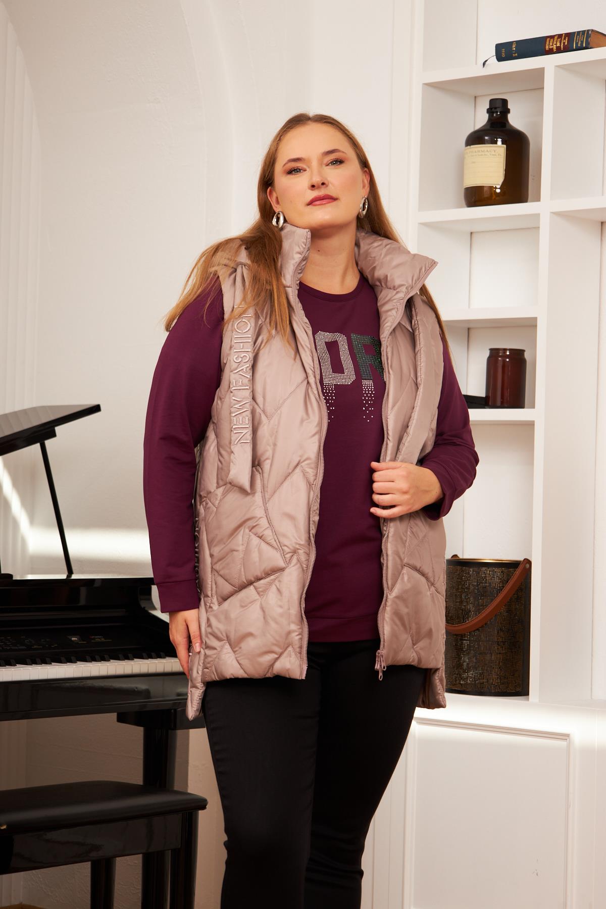 Büyük Beden Kapitone Kapüşonlu Yelek Vizon