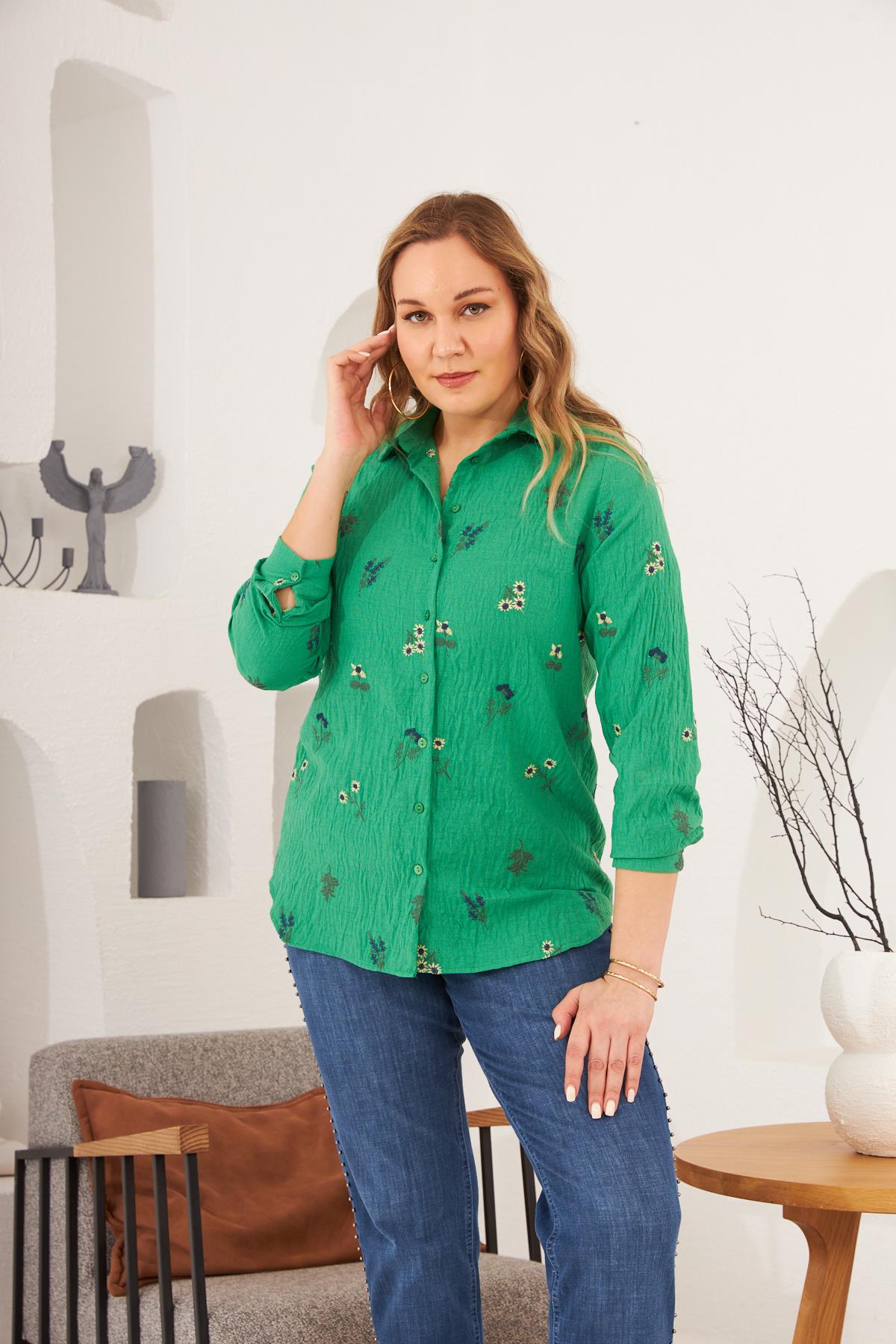 Rmg Nakışlı Büyük Beden Yeşil Gömlek