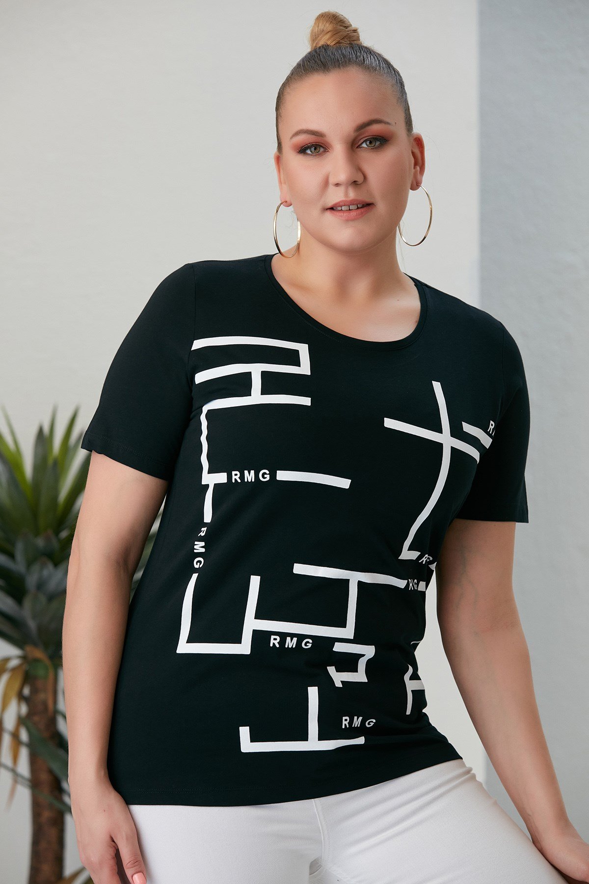 Rmg Geometrik Baskılı Büyük Beden Siyah Tişört