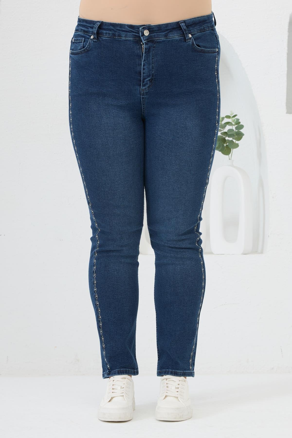 Yanları Taş Baskılı Büyük Beden Kot Pantolon Mavi