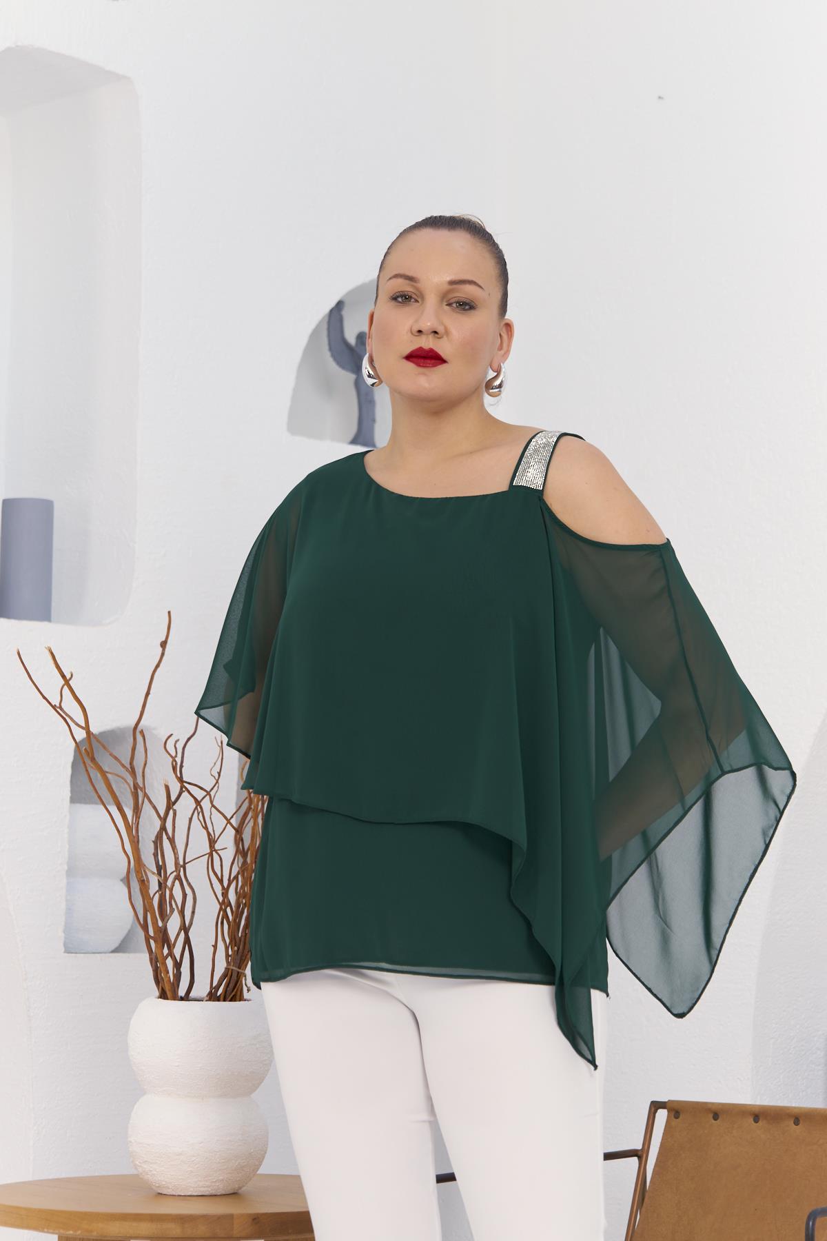 Omuz Taş Detay İçlikli Şifon Büyük Beden Bluz Zümrüt