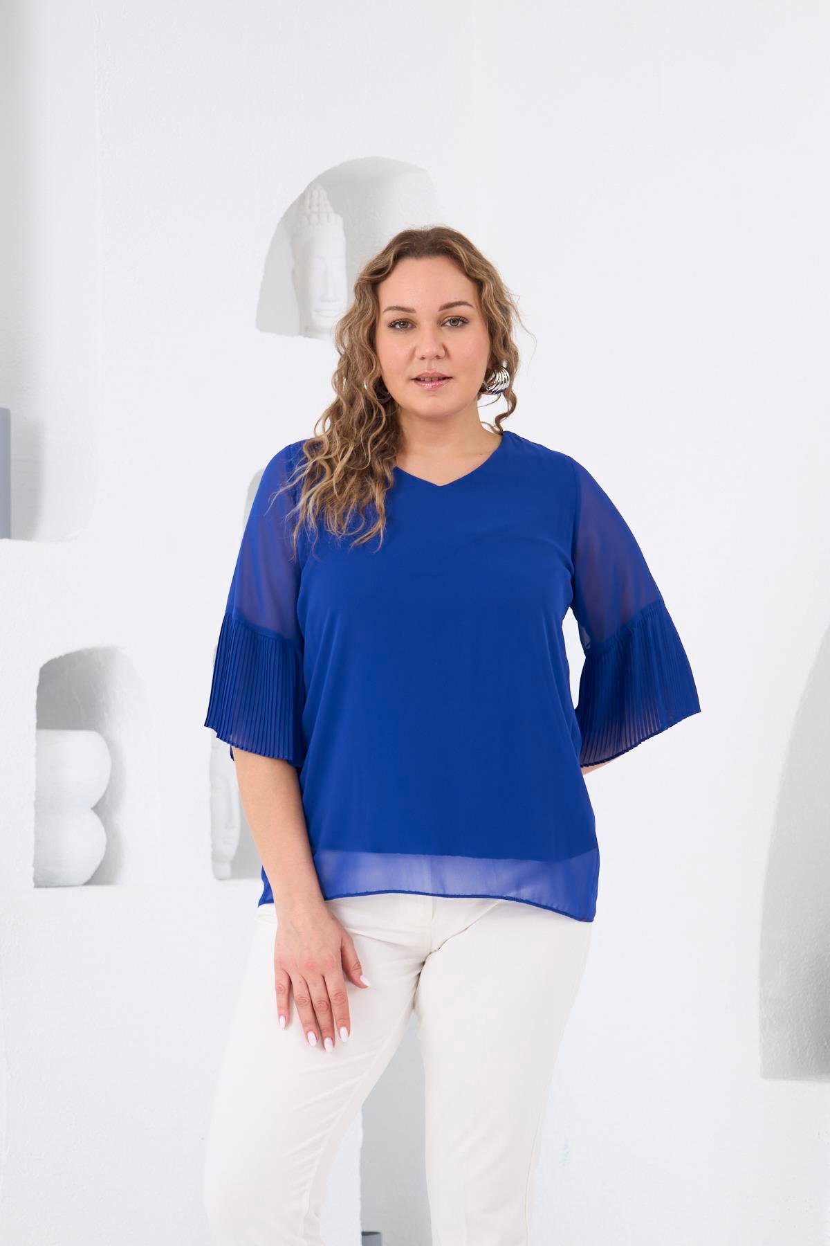 Kolları Piliseli Büyük Beden Saks Bluz