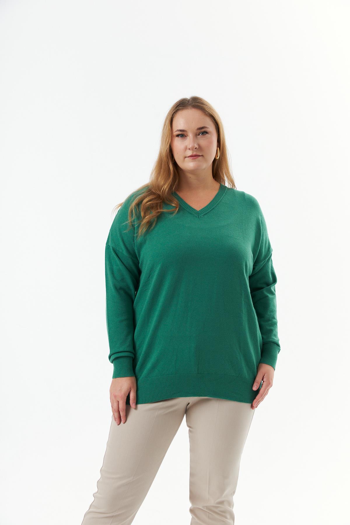  Büyük Beden Kaşmir Karışımlı V Yaka Triko Kazak Yeşil