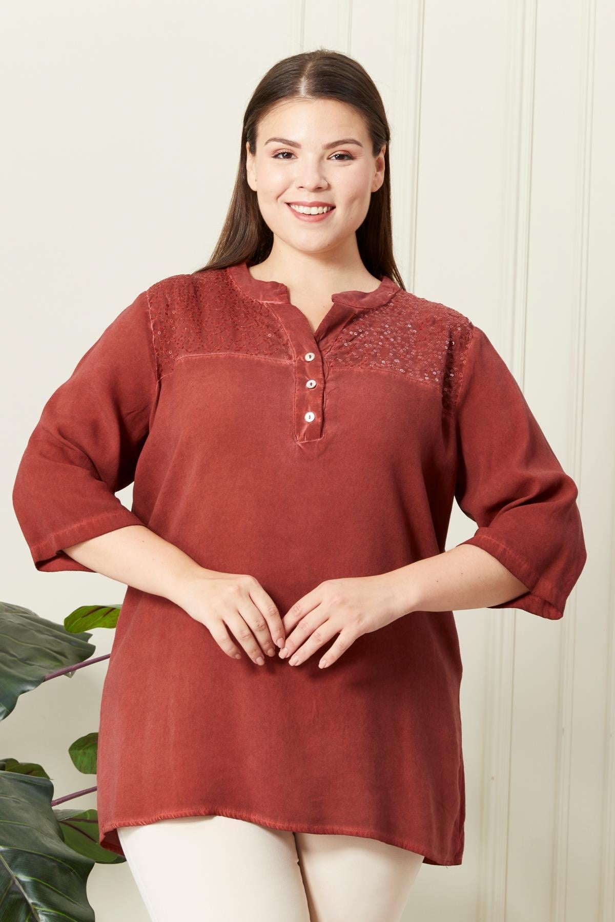 Rmg Yaka Pul Payet Detaylı Büyük Beden Kiremit Bluz