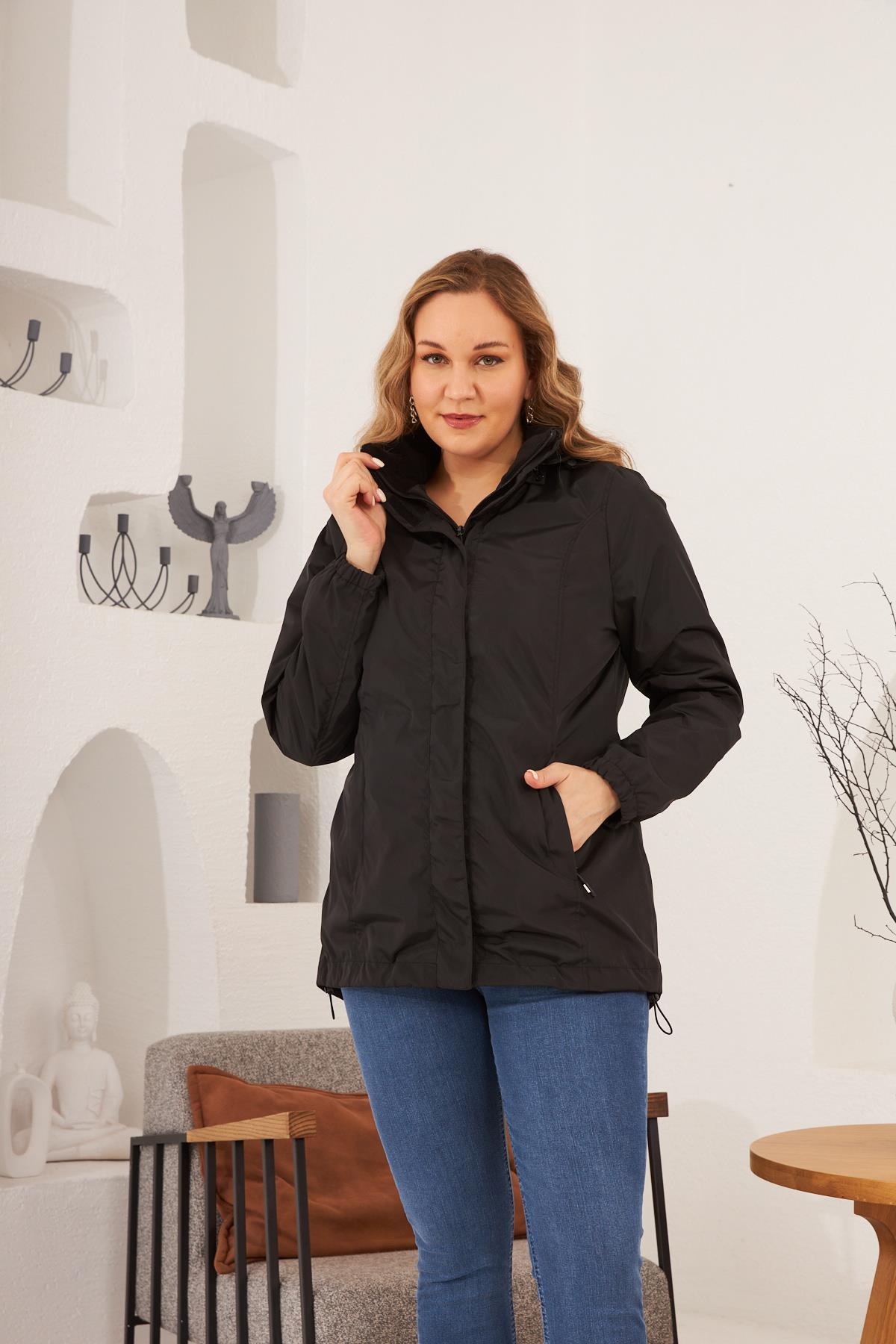 Bel Bağcık Detaylı Kolları Lastikli  Büyük Beden Siyah Trençkot