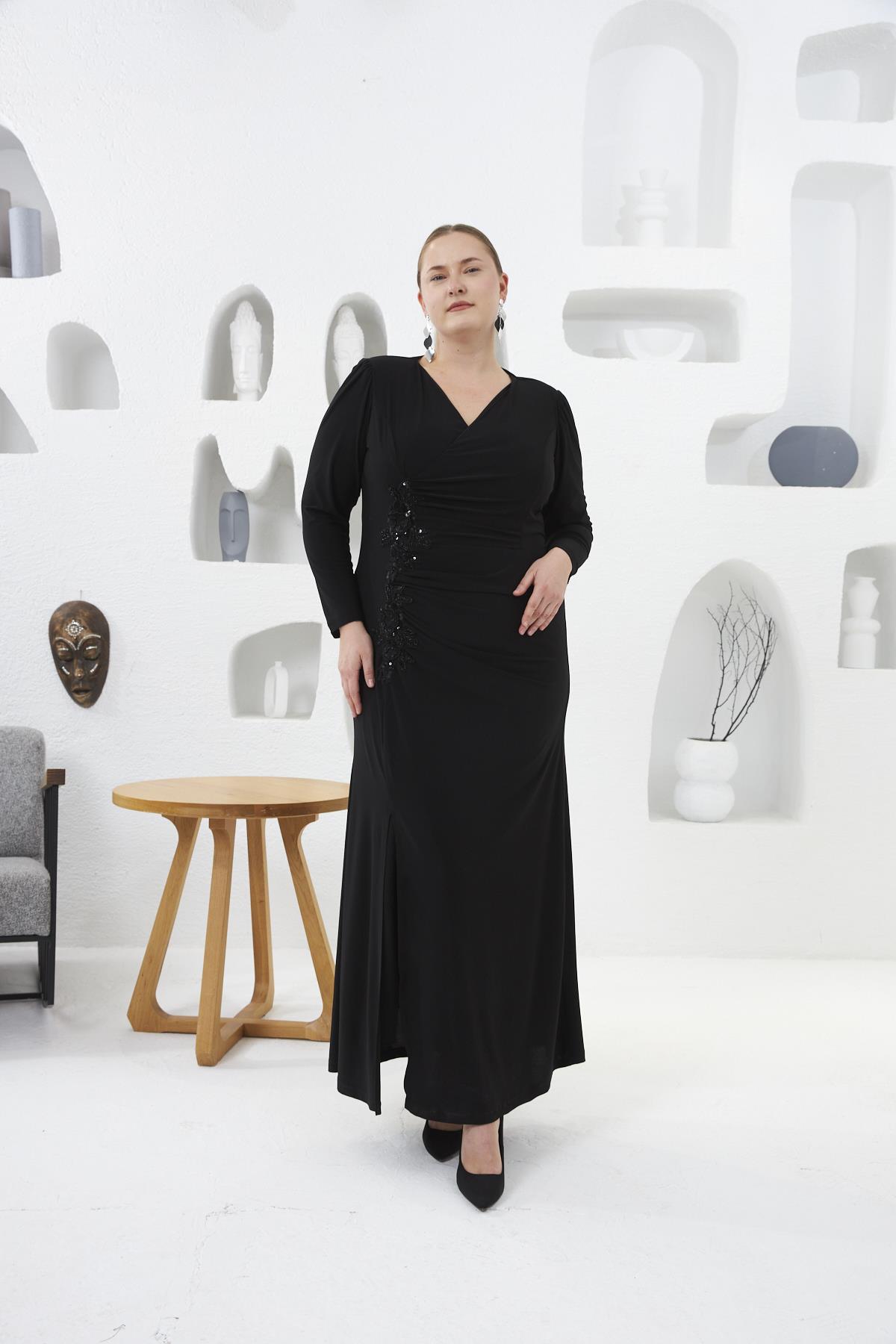 Asimetrik Drape Detay Dantel Ve Aplik Süslemeli  Büyük Beden Abiye Elbise Siyah