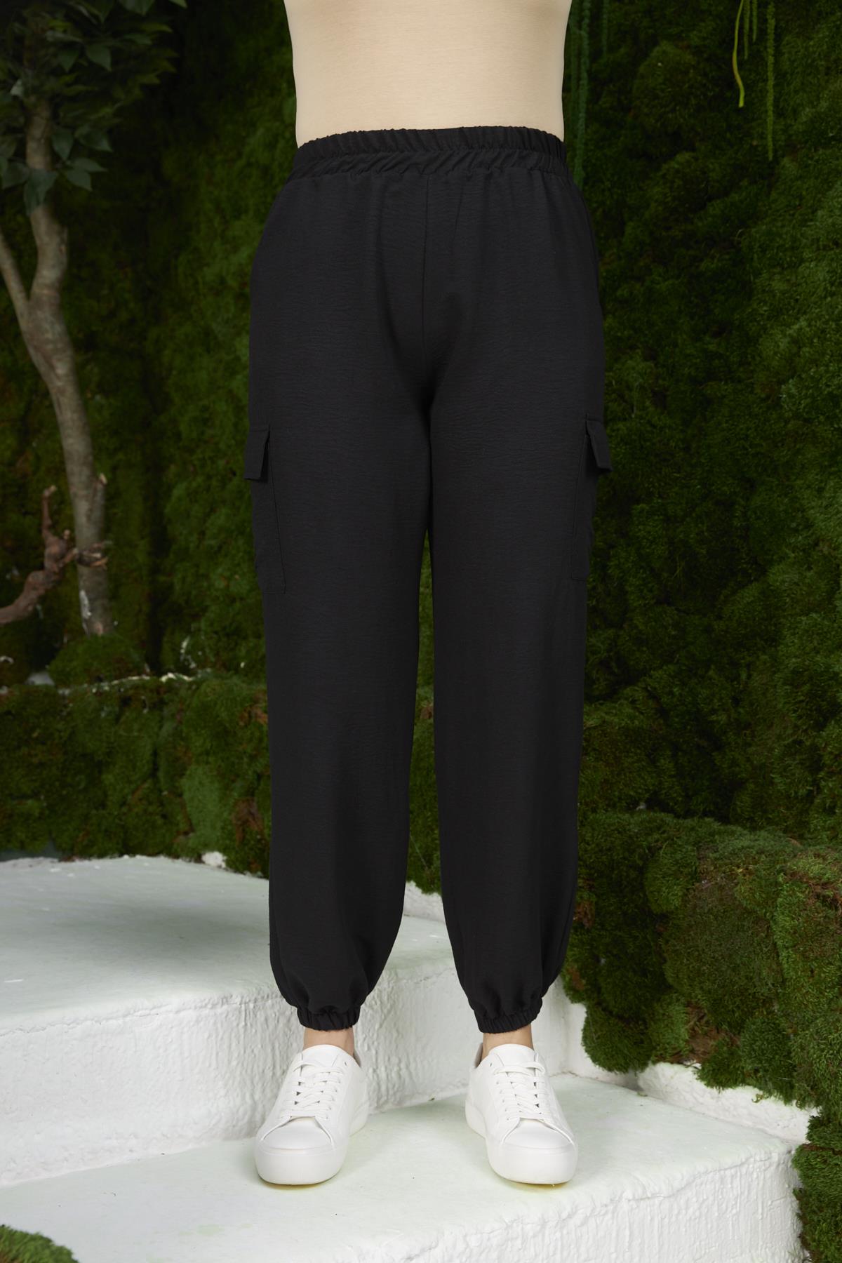 Beli Lastikli Kargo Cepli Büyük Beden Siyah Pantolon