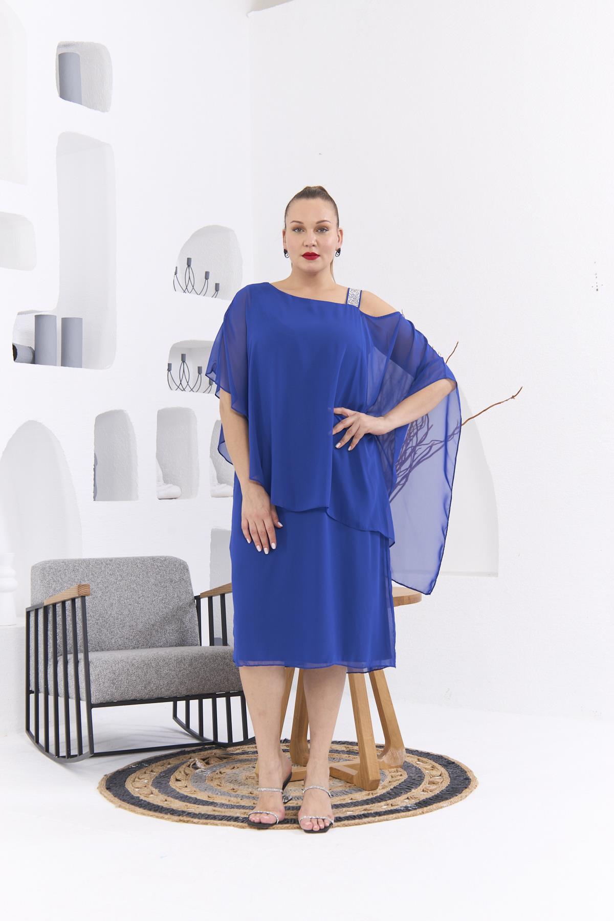 Omuz Taş Baskılı Büyük Beden Saks Şifon Elbise