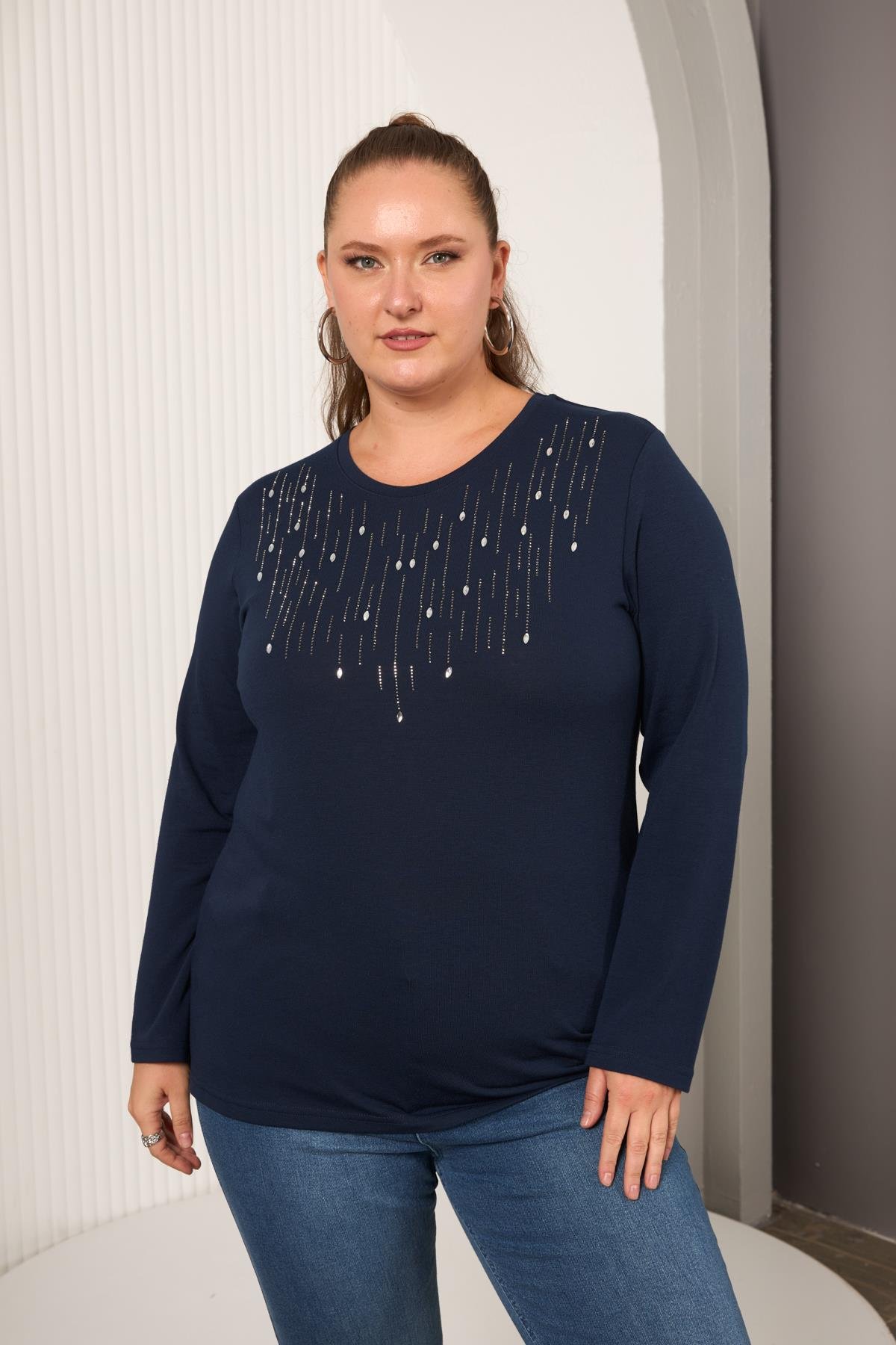 Büyük Beden Önü Taş Detay Bluz Lacivert