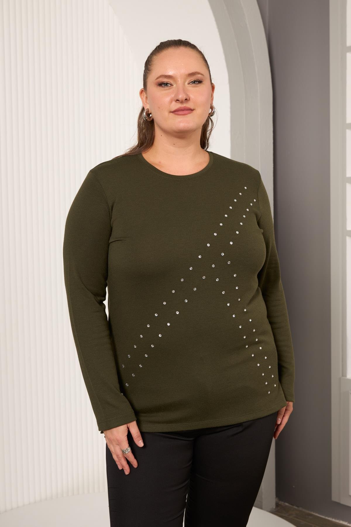 Büyük Beden Geometrik Taşlı Bluz Haki