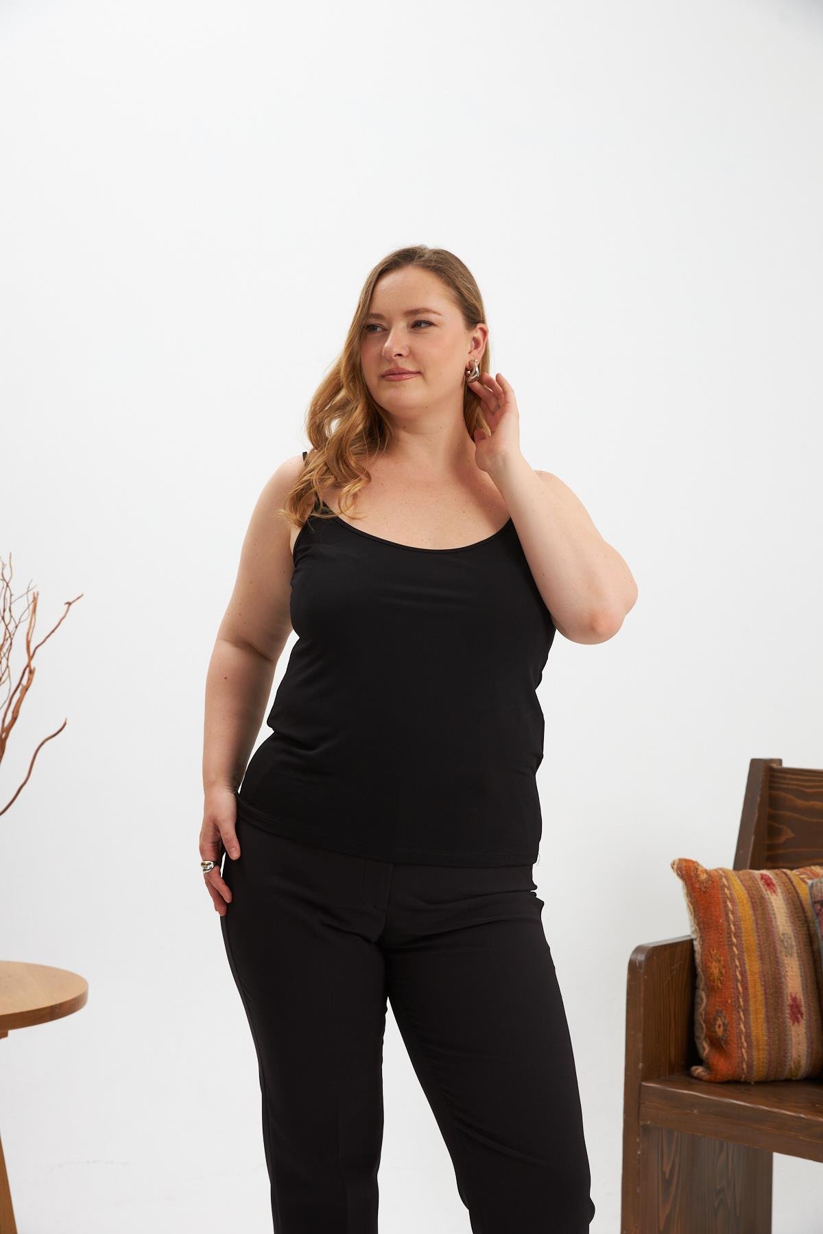 Büyük Beden Askılı Atlet Siyah