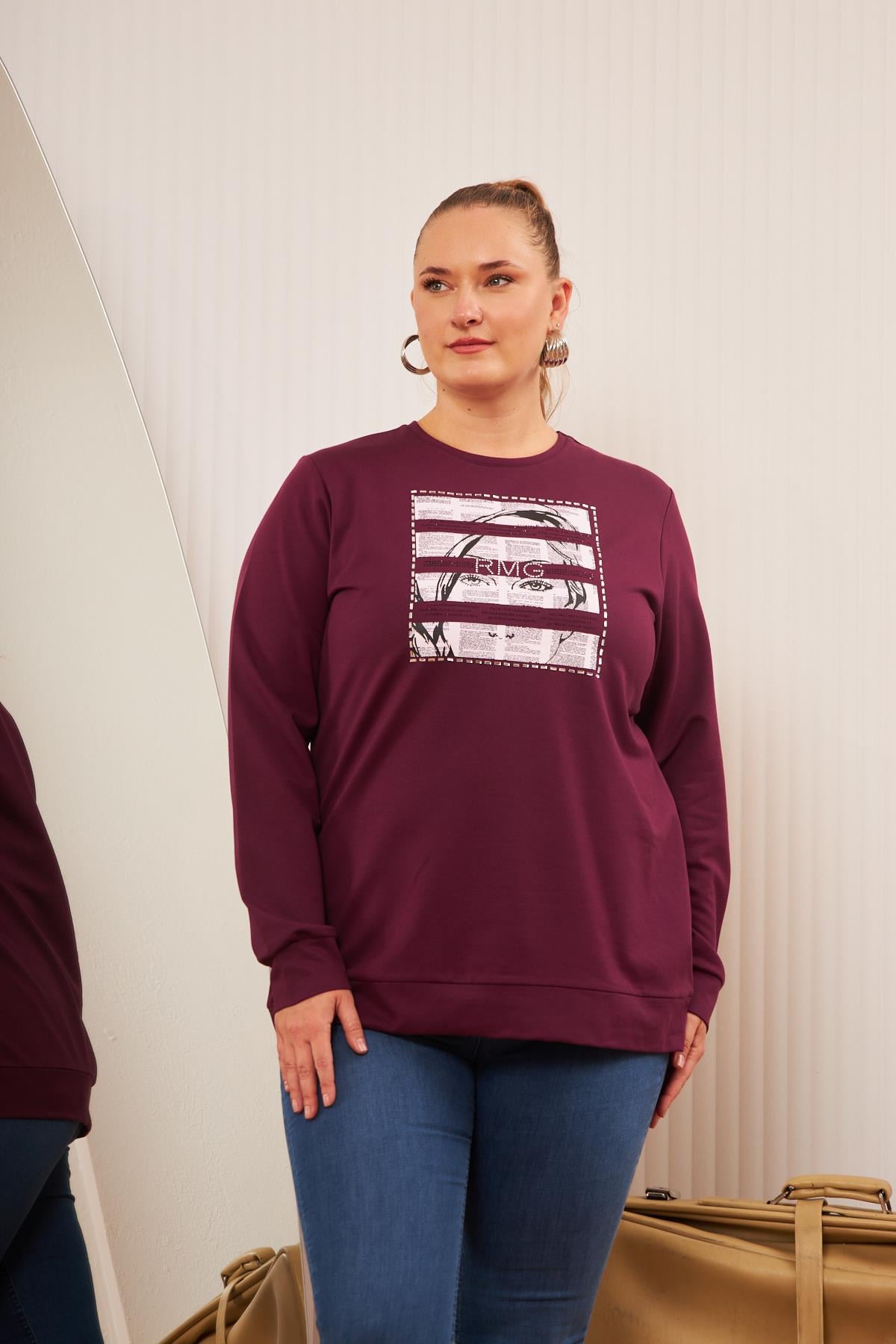 Büyük Beden Baskı ve taş Detay Sweatshirt Mor