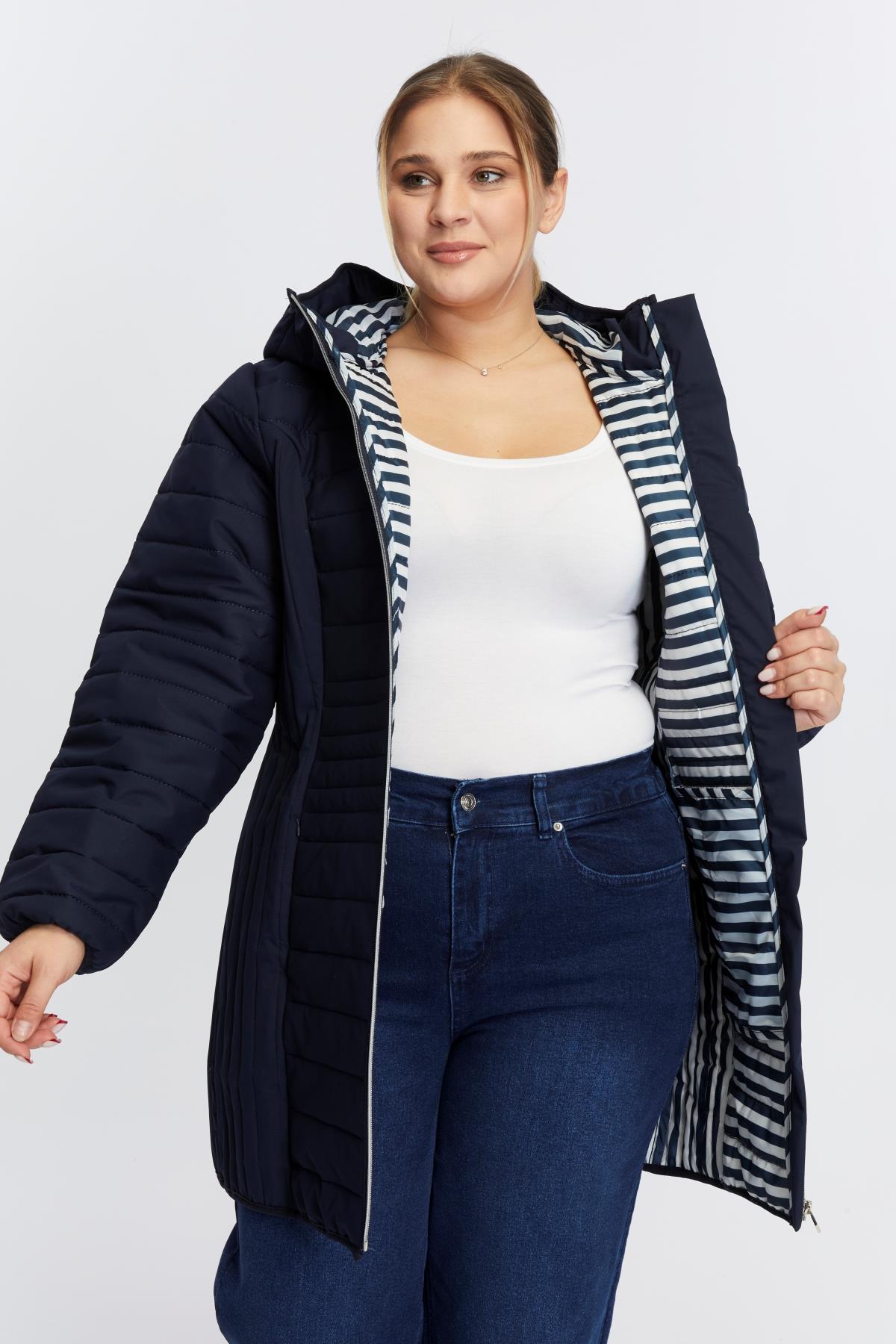 Büyük Beden Tost Kapitone Mont Lacivert