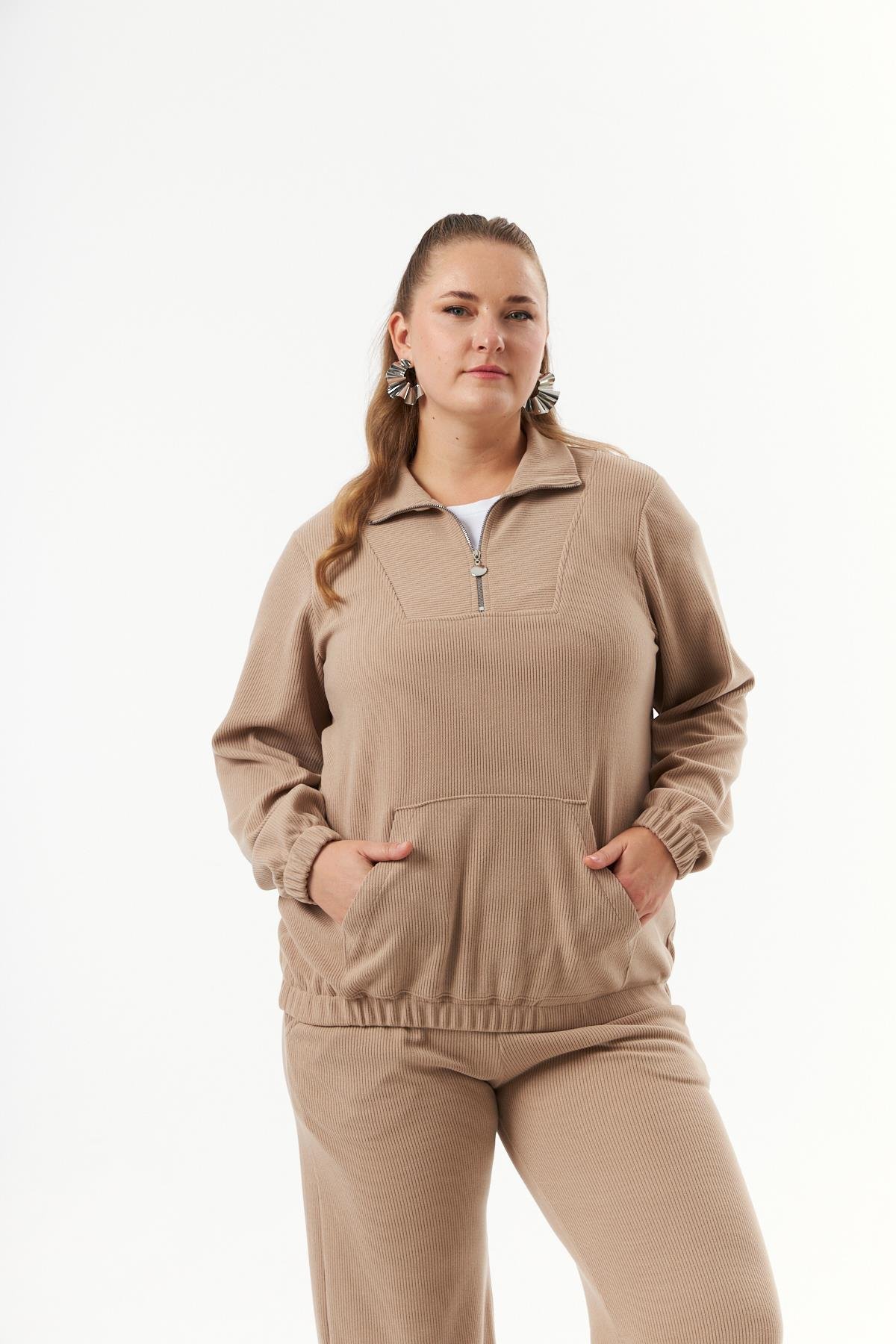Büyük Beden Yakası Fermuarlı Sweatshirt Vizon
