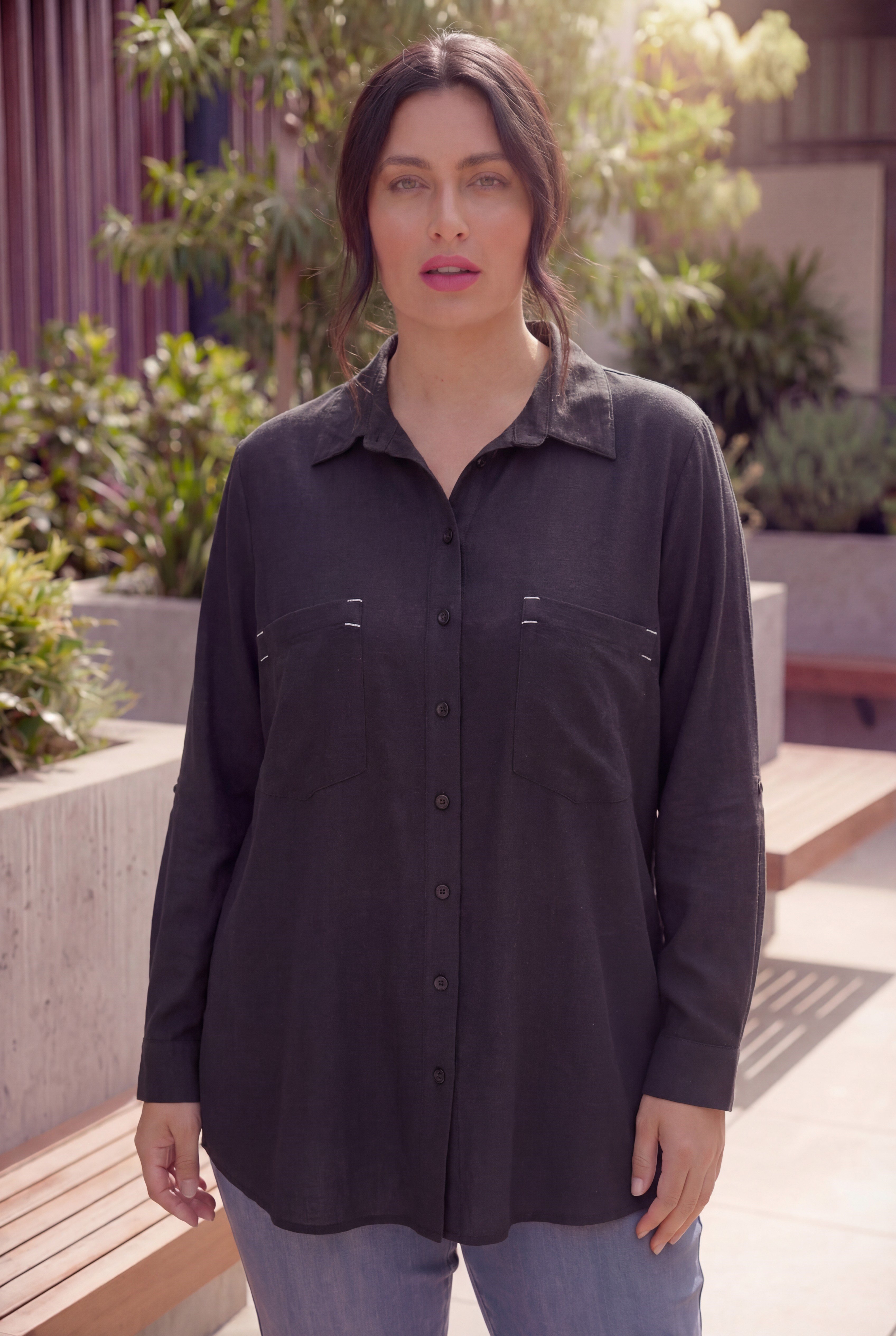 Cep Nakış Detaylı Kadın Büyük Beden Gömlek Siyah