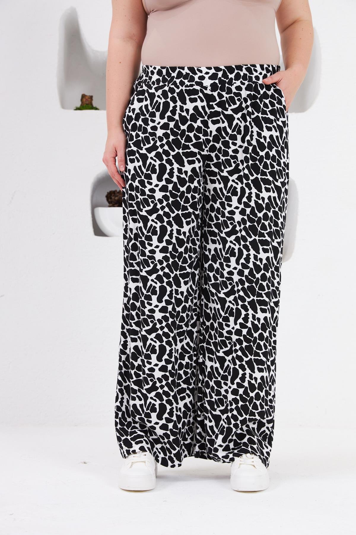Desenli Büyük Beden Viskon Pantolon Siyah
