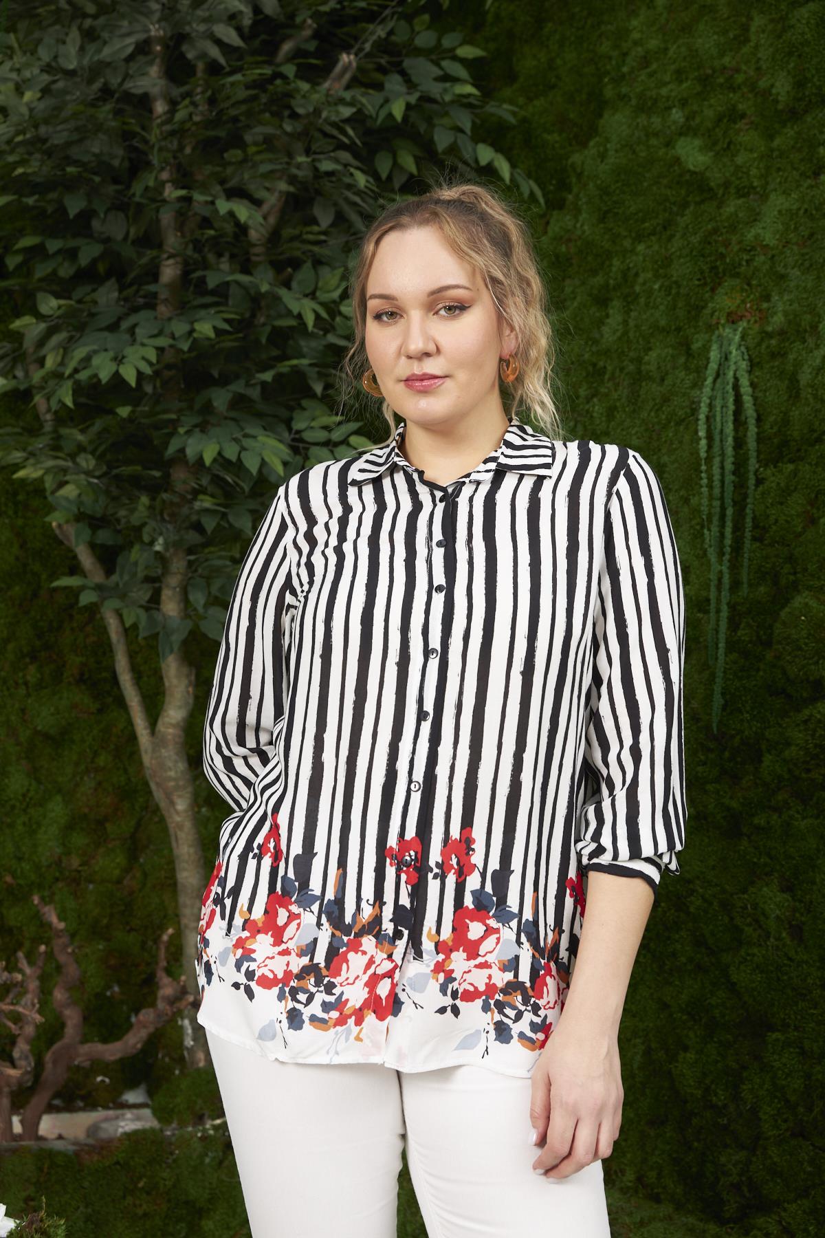 Eteği Çiçek Desenli Vual Viskon Büyük Beden Siyah Gömlek