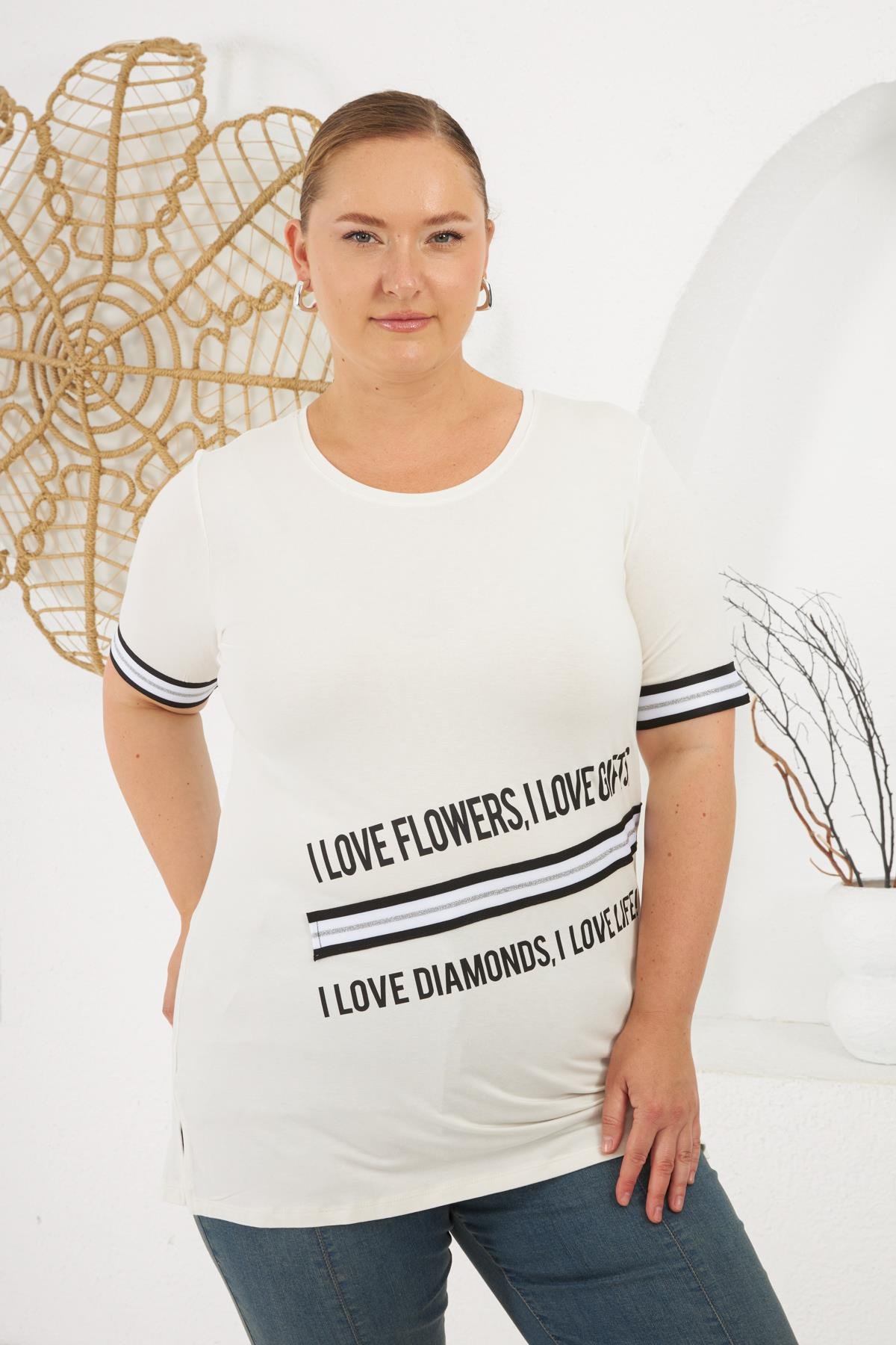 İ Love Baskılı Büyük Beden Tişört Ekru