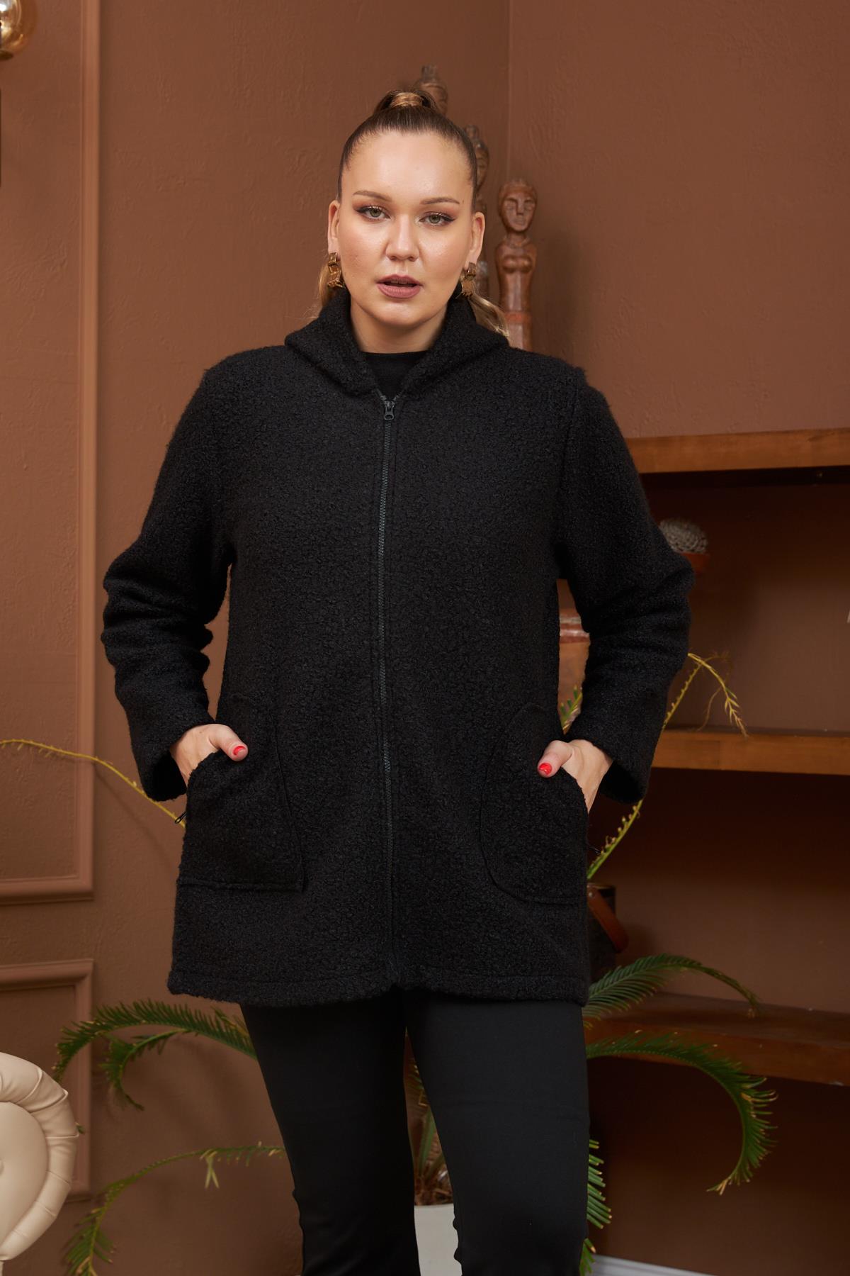 Cep Detaylı Büyük Beden Siyah Kıvırcık Kaban