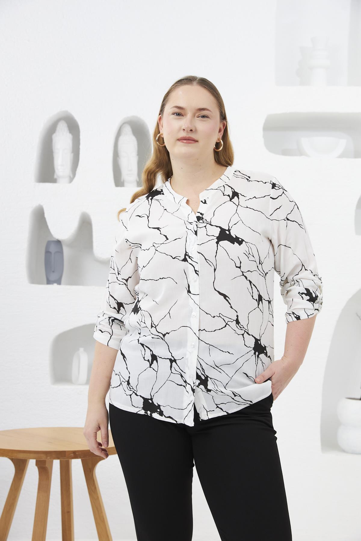 Kol Apolet Detaylı Büyük Beden Hakim Yaka Gömlek Ekru