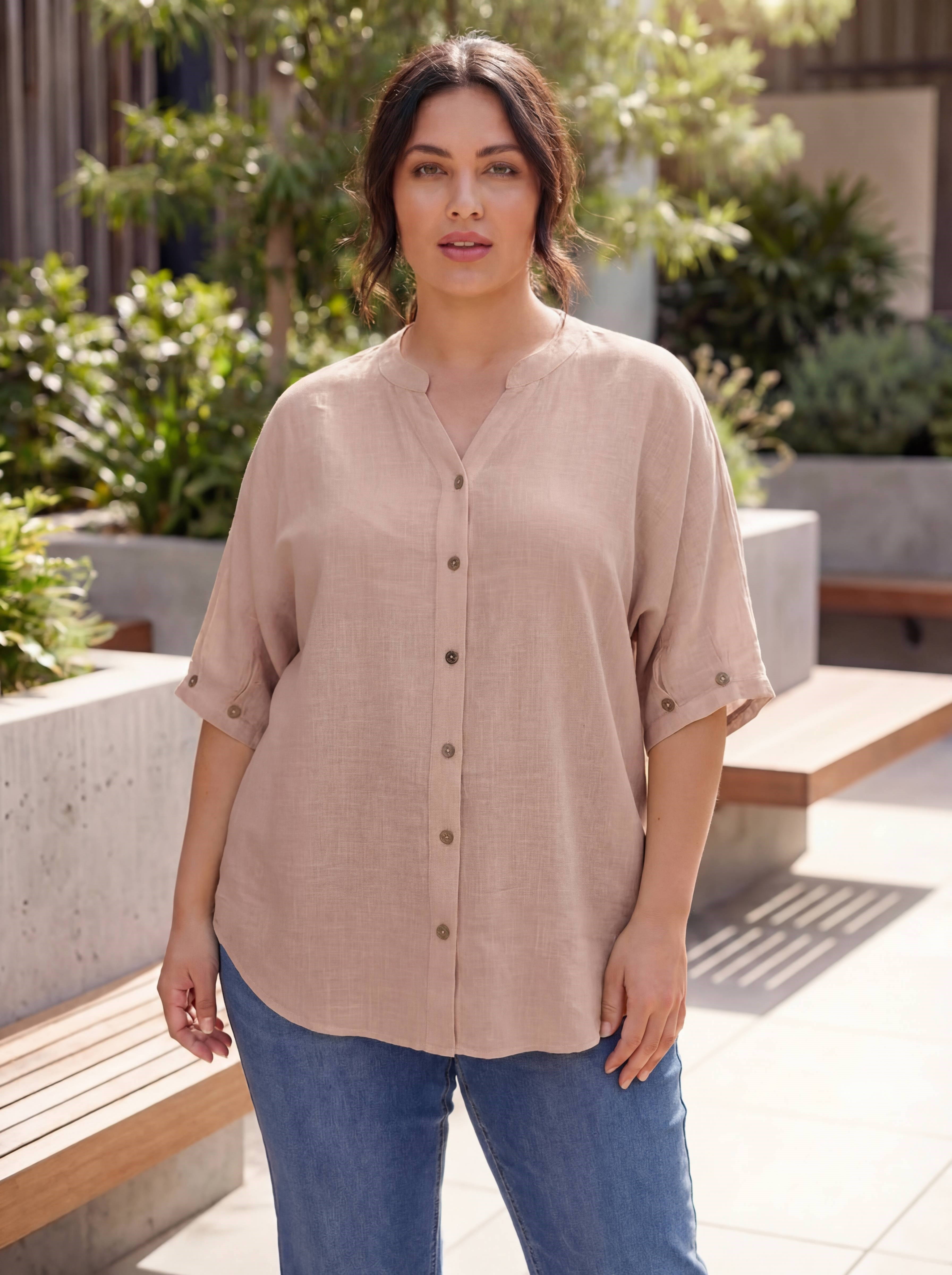 Kol Düğme Detaylı Keten Karışımlı Kadın Büyük Beden Gömlek Bej