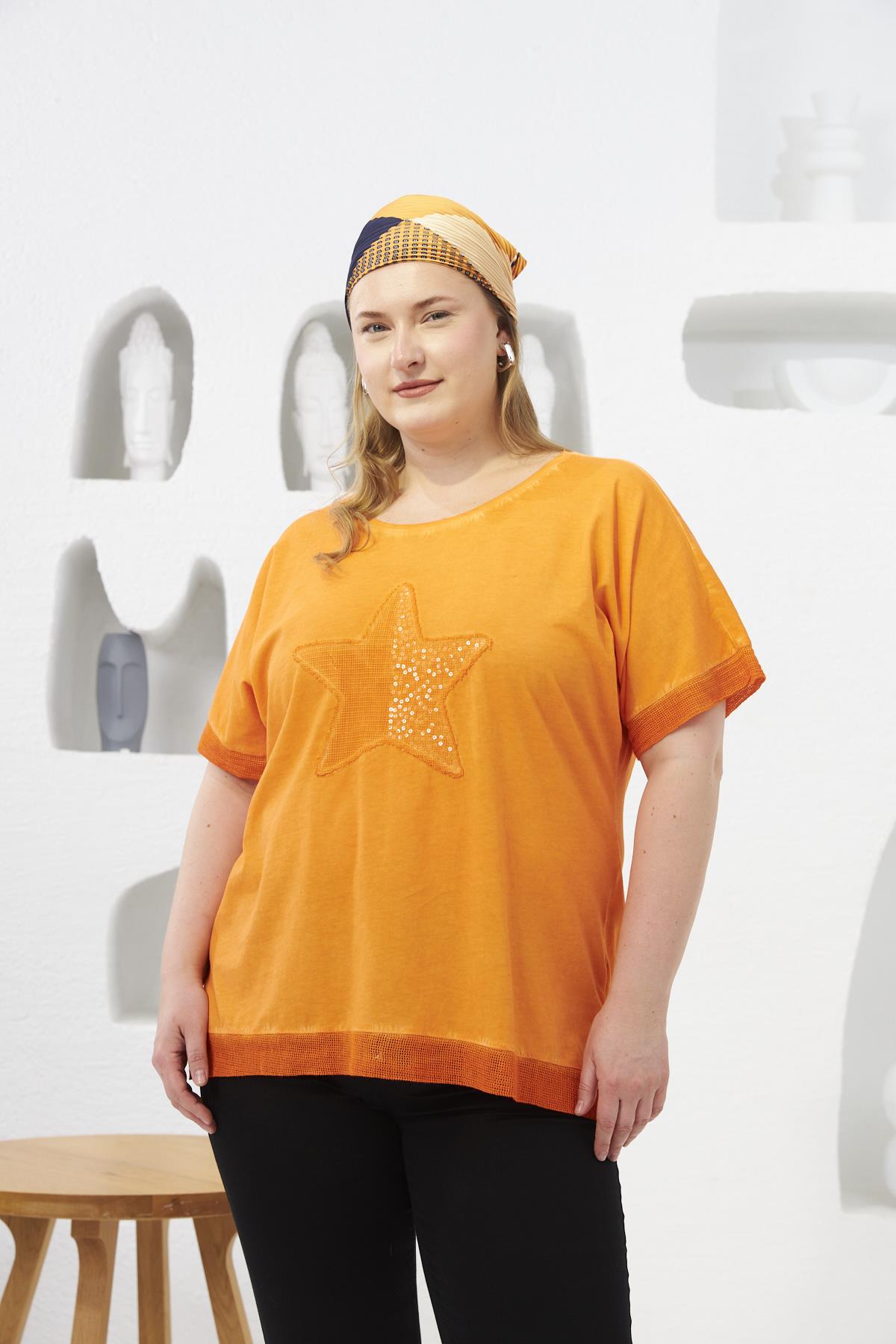 Pul Payet İşlemeli Büyük Beden Boyamalı Tişört Turuncu