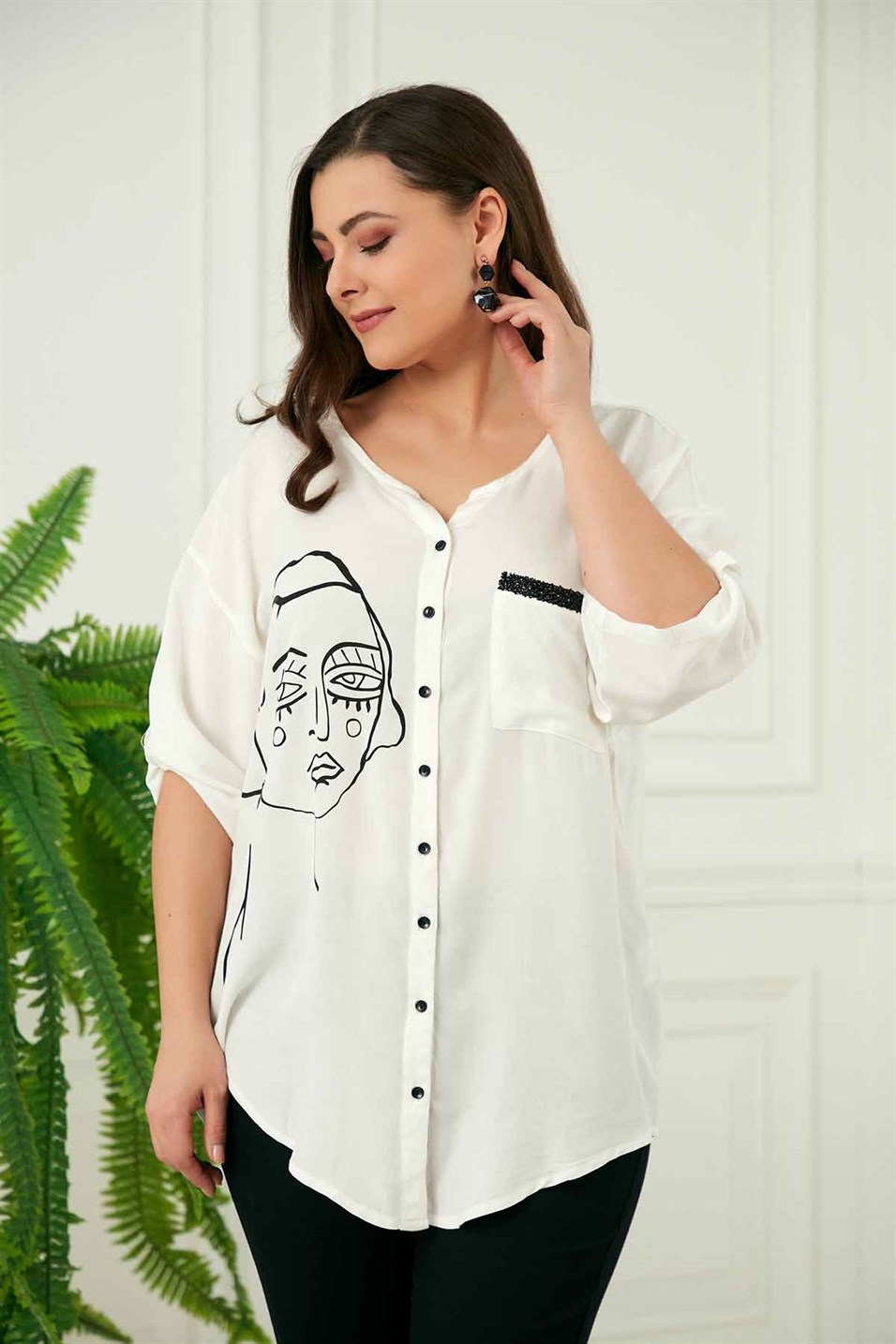Cep Taş Detaylı Yüz Desenli Büyük Beden Gömlek Beyaz - RMG