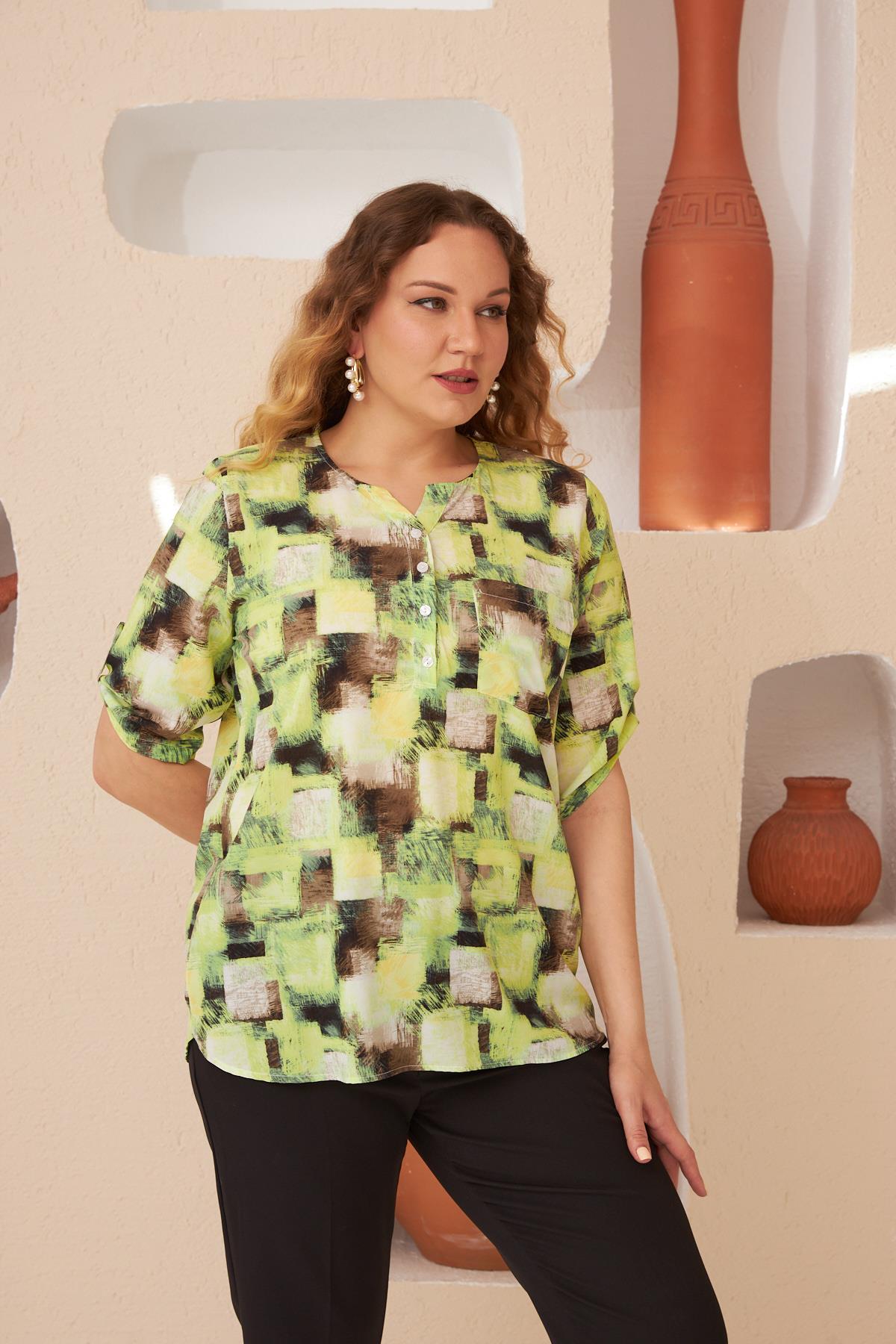 Desenli Büyük Beden Yeşil Bluz	