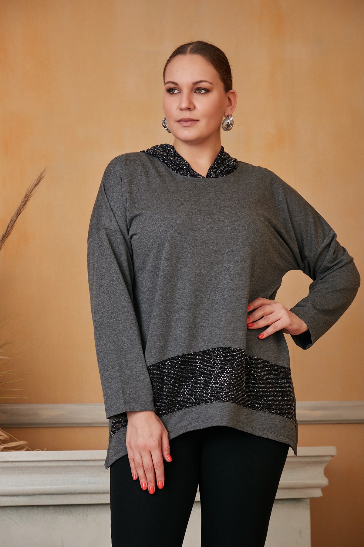 RMG Kapşon ve Eteği Pullu Büyük Beden Füme Sweatshirt
