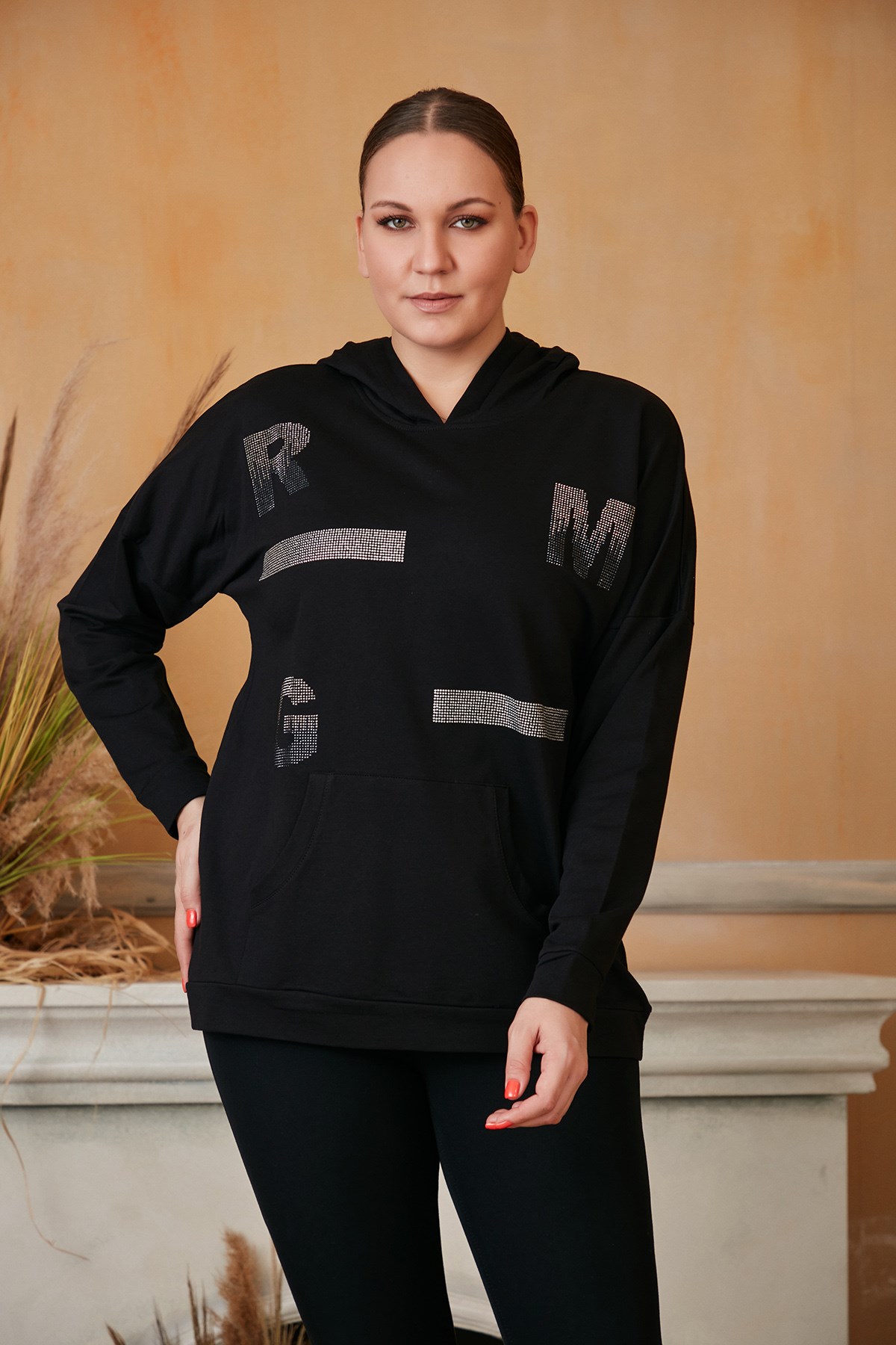 Rmg Taş Baskılı Büyük Beden Siyah Sweatshirt