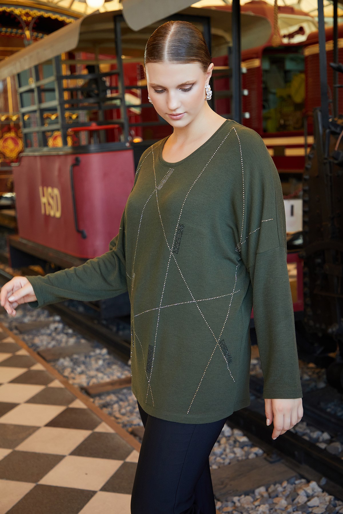 Rmg Taş Desenli Büyük Beden Haki Bluz