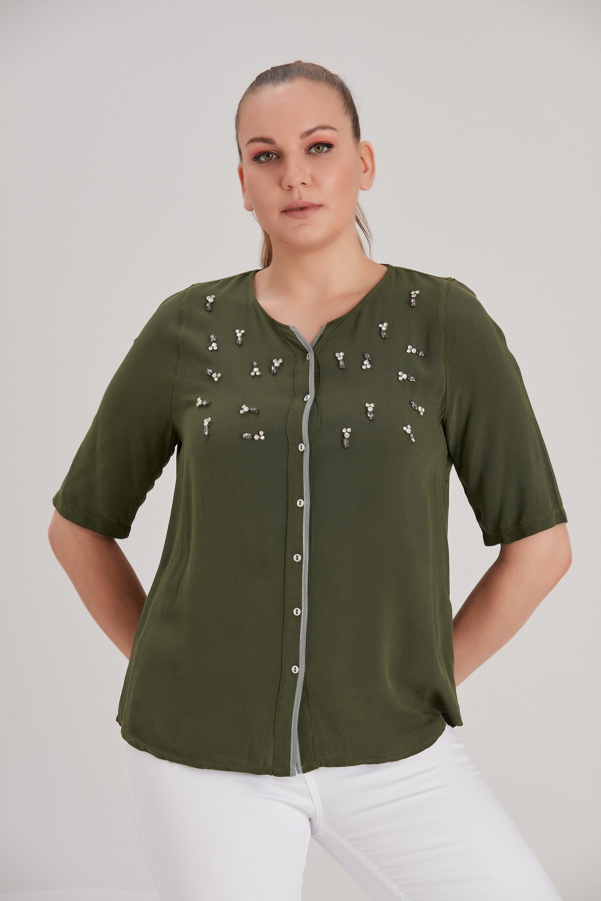 Rmg Taş İşlemeli Hakim Yaka Büyük Beden Haki Gömlek