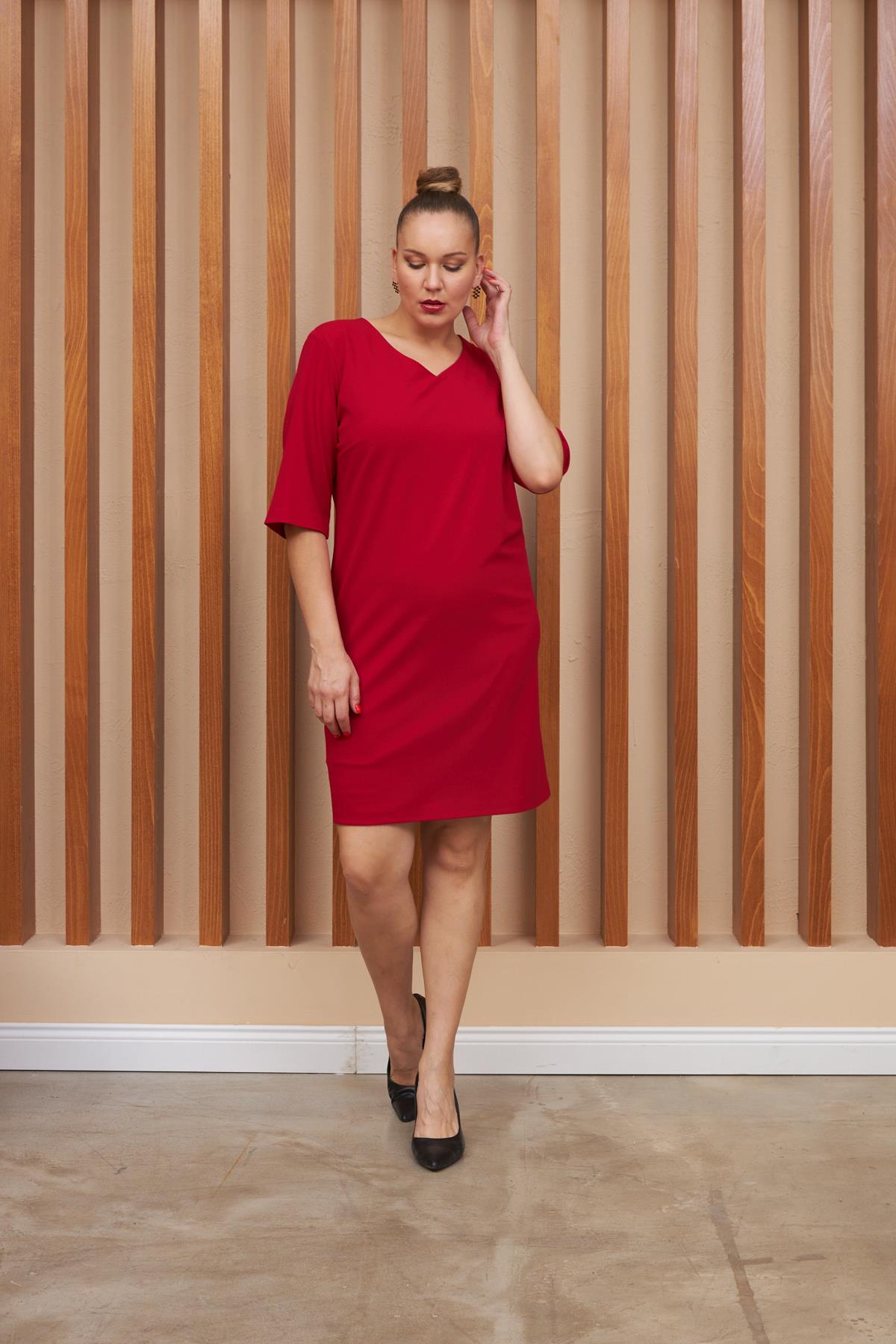 Yarım Kol Arkadan Yırtmaçlı Büyük Beden Kırmızı Elbise