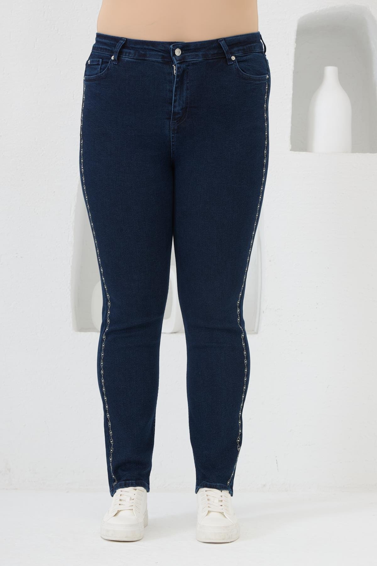Yanları Taş Baskılı Büyük Beden Kot Pantolon Lacivert